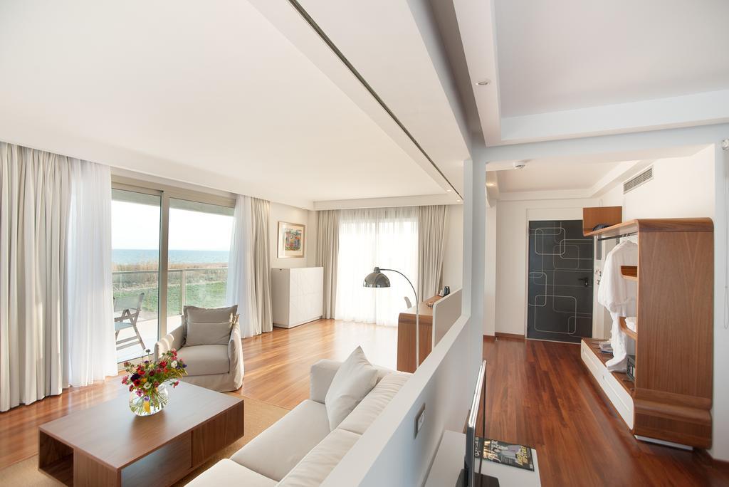 Buca Beach Resort Messíni Værelse billede