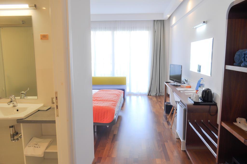 Buca Beach Resort Messíni Eksteriør billede
